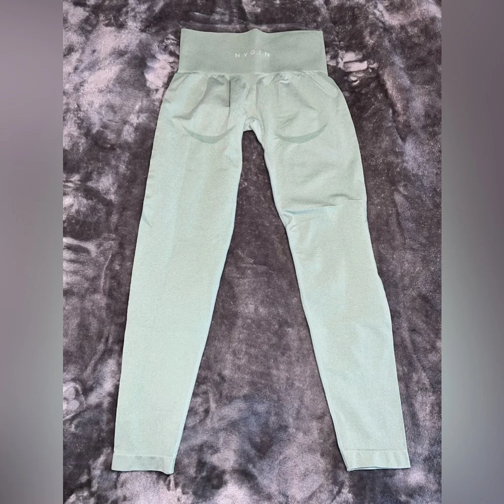 NVGTN Leggings - Picture 3 of 4